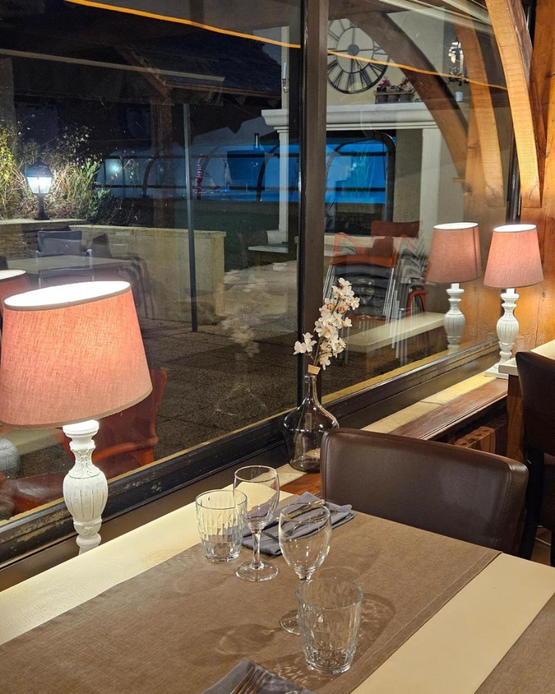 Domaine De La Rhonie Hotel Meyrals Екстериор снимка