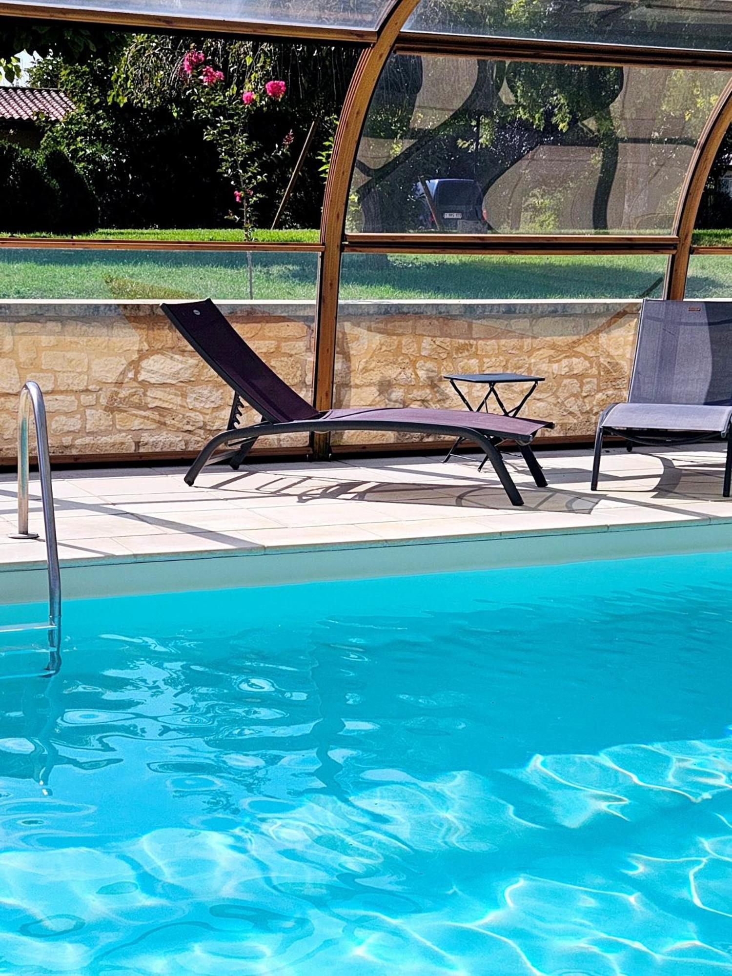 Domaine De La Rhonie Hotel Meyrals Екстериор снимка
