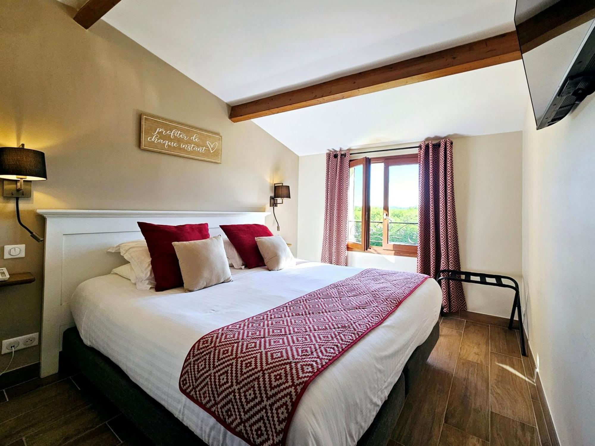 Domaine De La Rhonie Hotel Meyrals Екстериор снимка